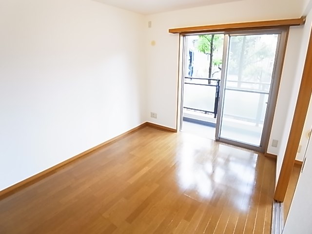 メゾンドボヌール梅島 ベッドルーム