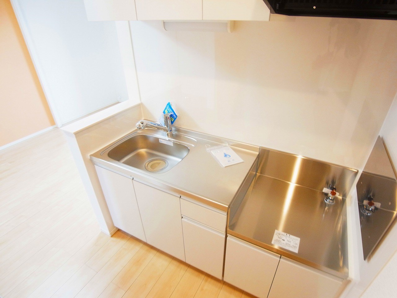 アドニス（adonis）  キッチン