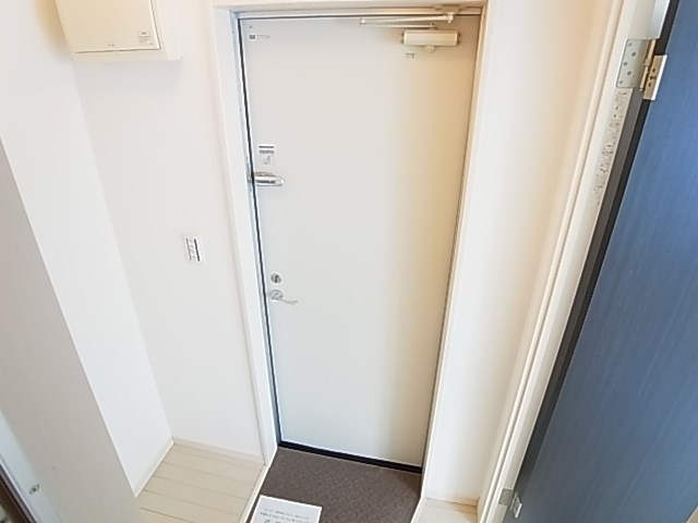 ブルーム北千住 玄関