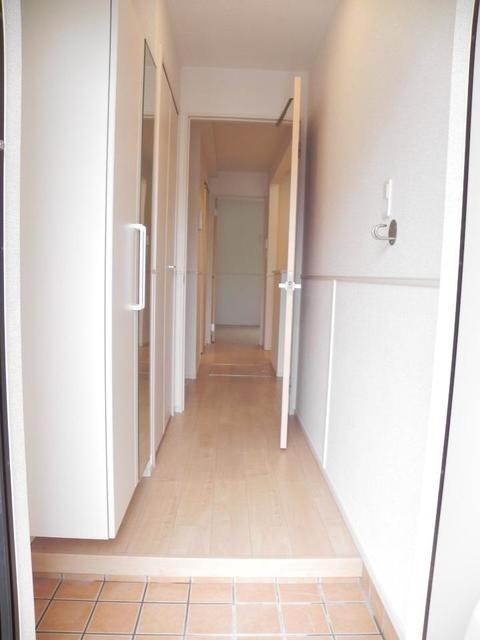 スリンキー 玄関