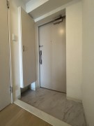 スカイラグーナ 玄関