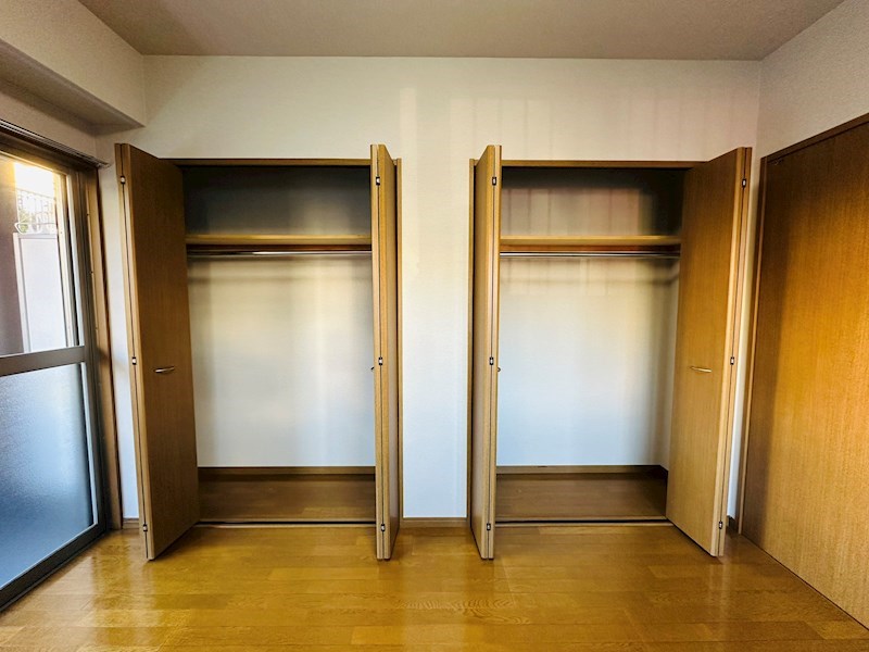 プラーサ・シアン・サージュ その他3