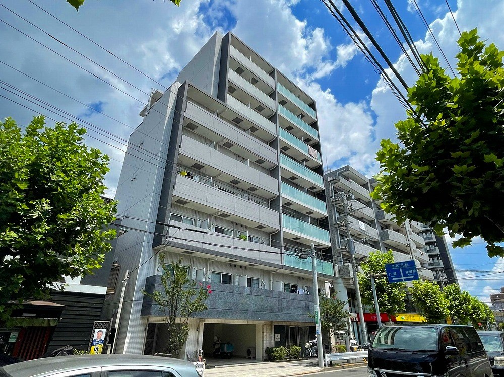 ライジングプレイス綾瀬二番館 外観写真