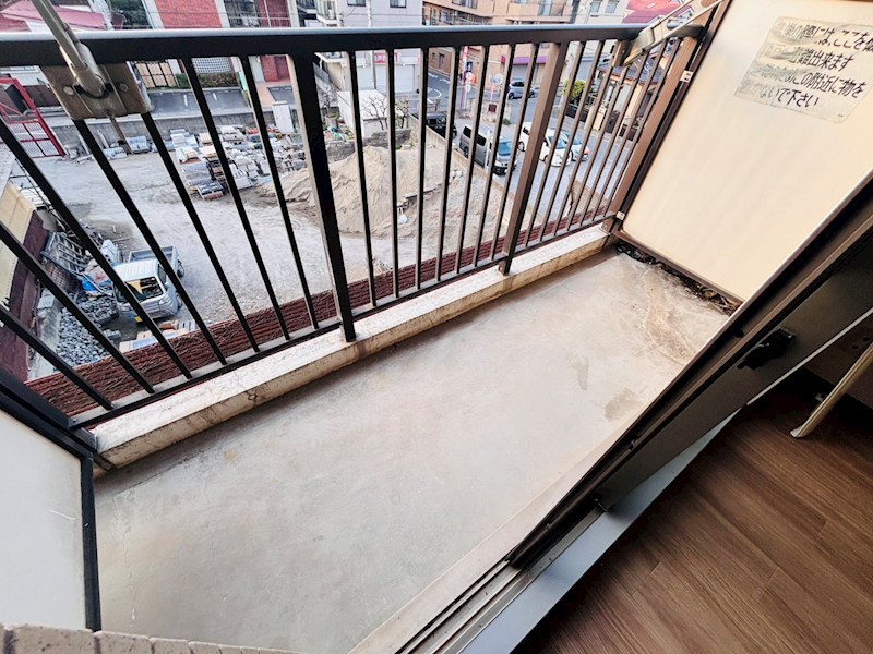 コンフォール小泉 ベランダ