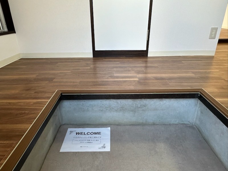ハイツセキスイA 玄関