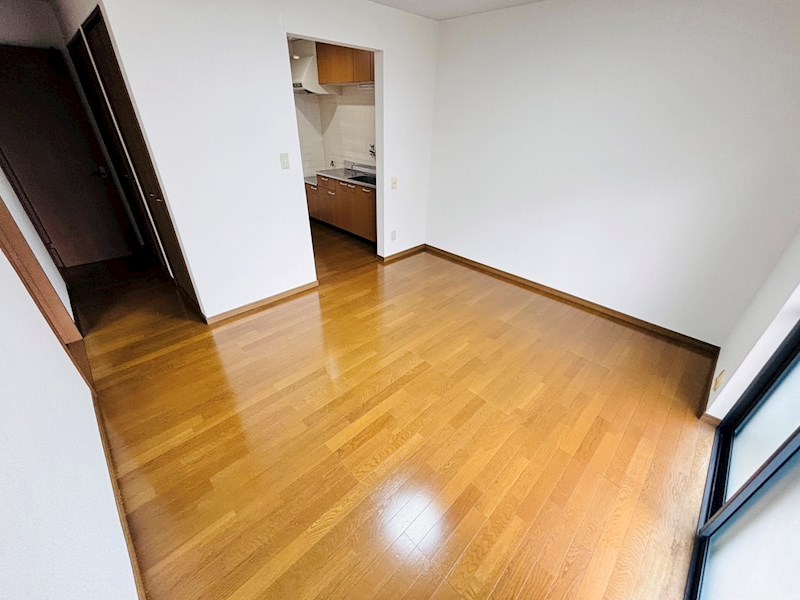 秀和グリーンコーポ・ヤシオ  リビング