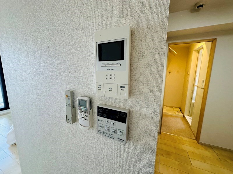 アビタ・ヴァン その他4