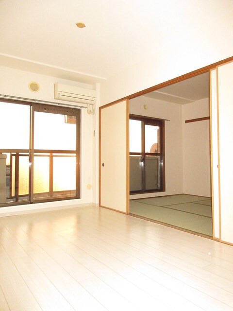 イーストパーク胡録台 リビング