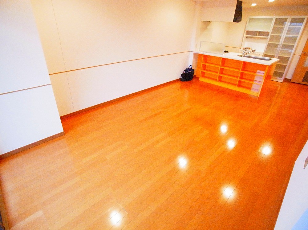 ロイヤルパークスシーサー リビング