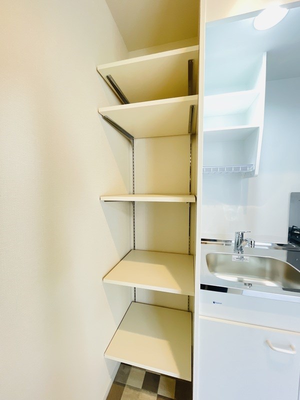 ノーブル四ツ木 玄関