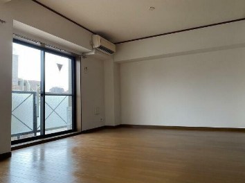 ラ・ポーム リビング