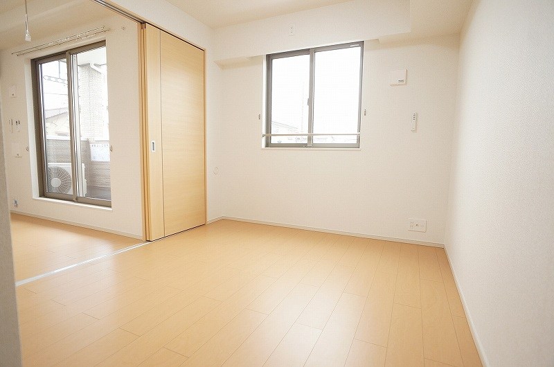 プラムヒルズⅡ ベッドルーム