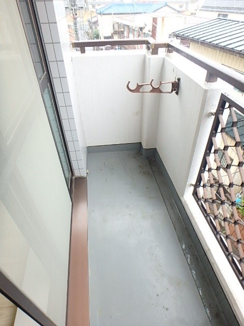 ジュネパレス柏第25 ベランダ