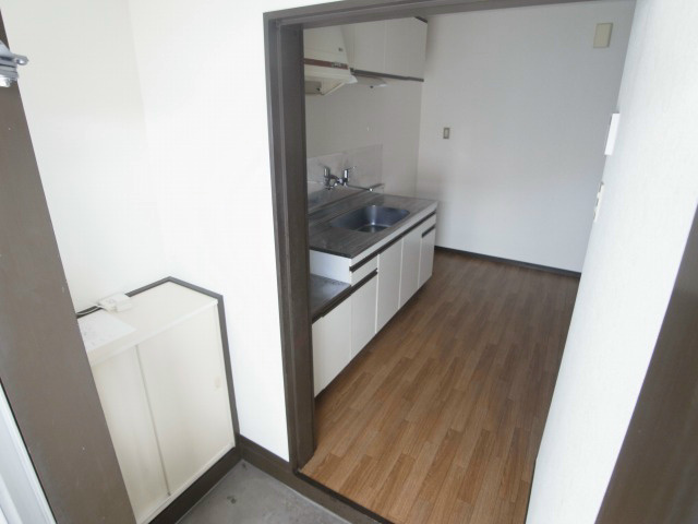 パールハイツマツバ 玄関