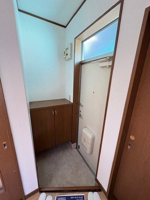 第２米倉ハイツ 玄関