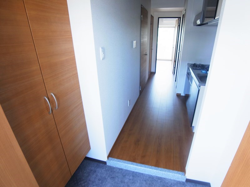 ベルフルール弐番館 玄関