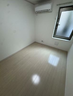 ラフィネ竹の塚 リビング