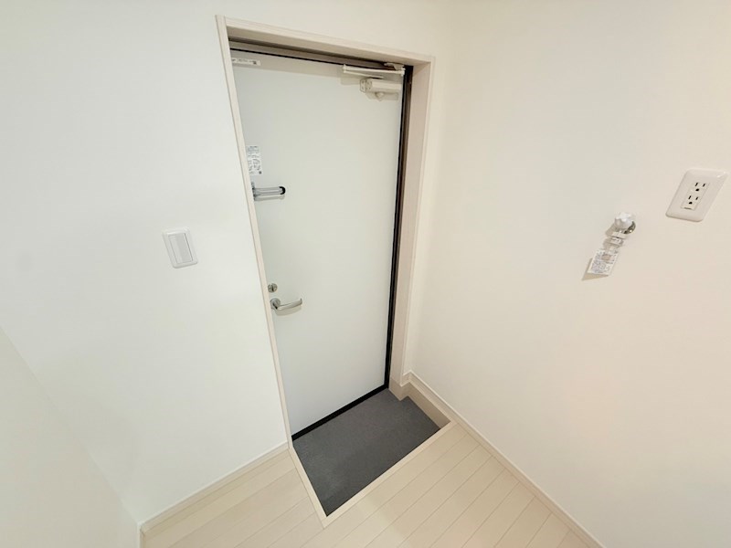 ラフィネ竹の塚 玄関