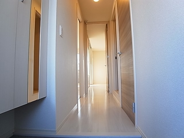 グレイスA 玄関