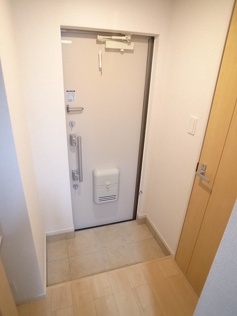 リーブ・レガーロ・K 玄関