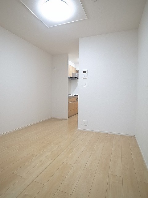 リーブ・レガーロ・K リビング