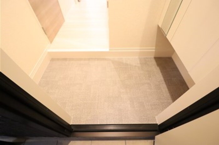 ガーネット 玄関