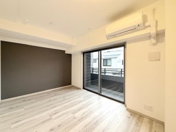 COCO-CHILL KAMEARI リビング