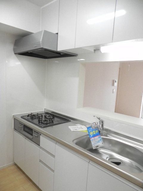 オルム・アルページュⅢ キッチン