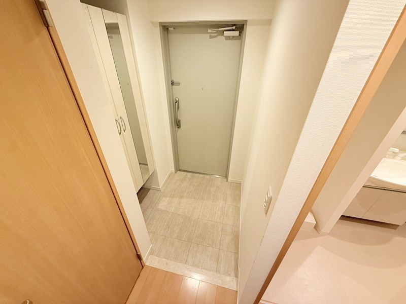 マーシスマルル 玄関