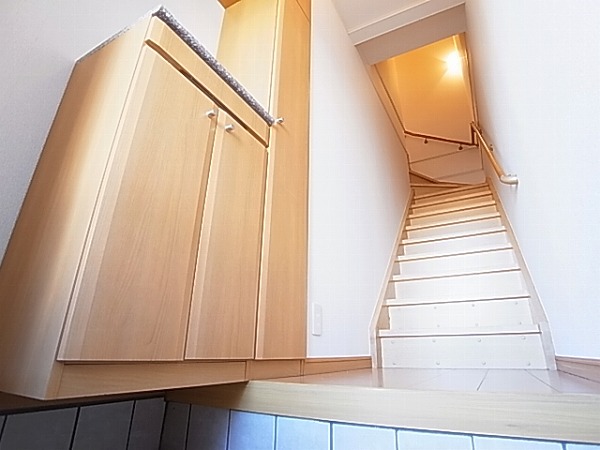 エレガント　ヒル 玄関