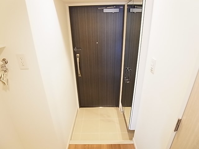 REGALIZ北千住 玄関