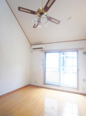 アーバングレース弐番館 リビング