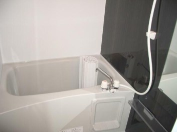 Ｂ・ＲＥＳＩＤＥＮＣＥ青井  風呂画像