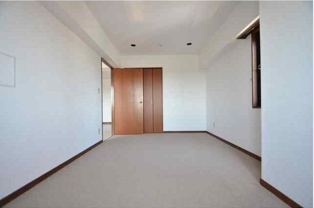 綾東ヴィレッジ弐番館 ベッドルーム