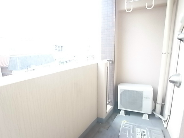 ミニヨンマリアージュ ベランダ