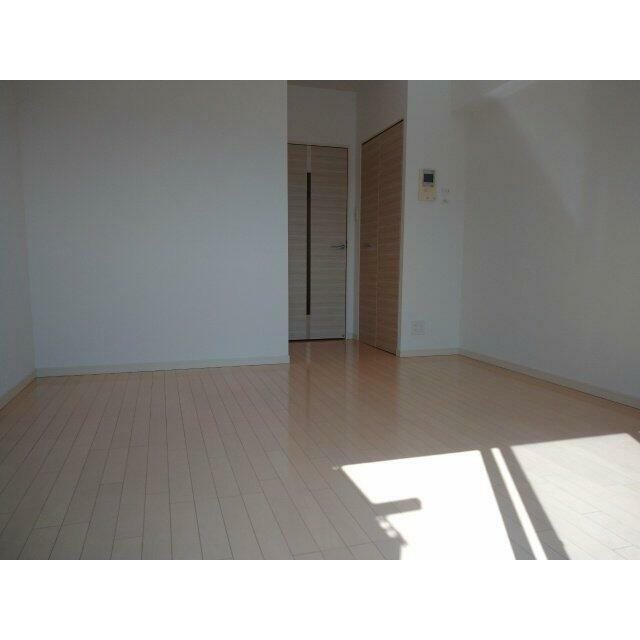 リュクス東金町  リビング