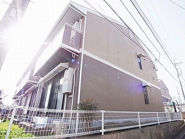 ロイヤルタウン泉C 202号室 外観