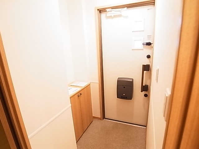 グランドソレーユ 玄関