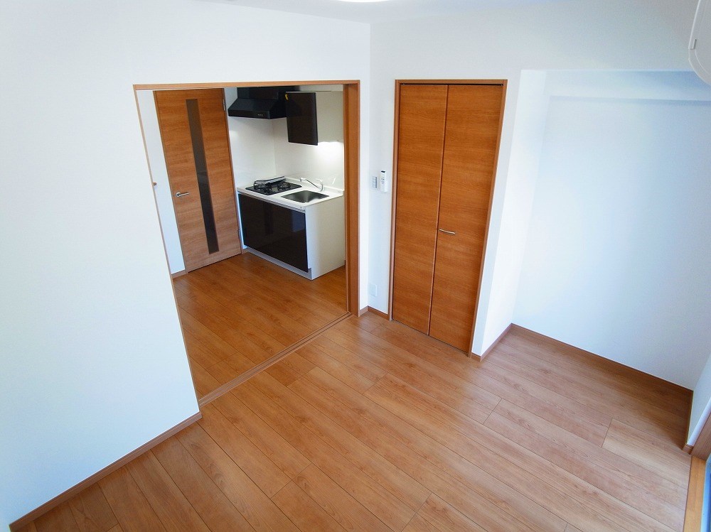 ペアパレス六町2号館  その他13