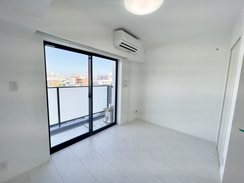 エストゥルース亀有 リビング