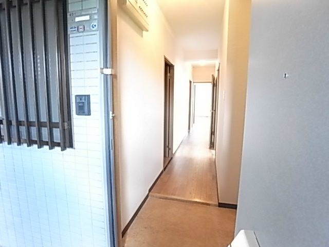 ルネス常盤平 玄関