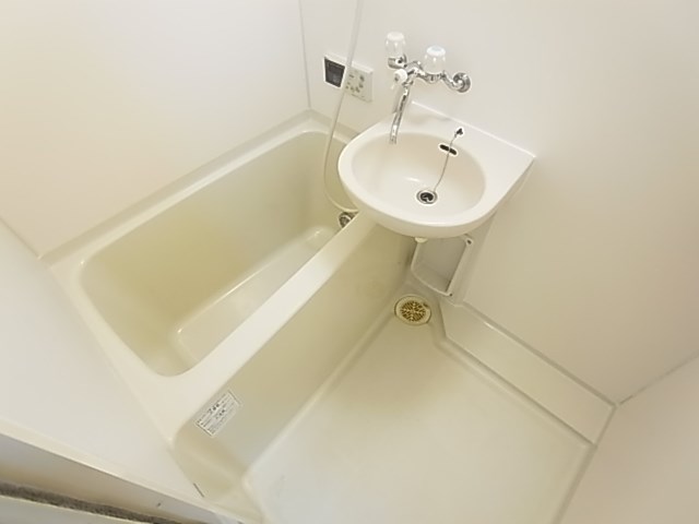 ルネス・K 風呂画像