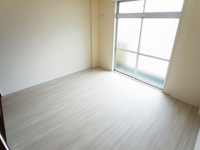 光マンション ベッドルーム