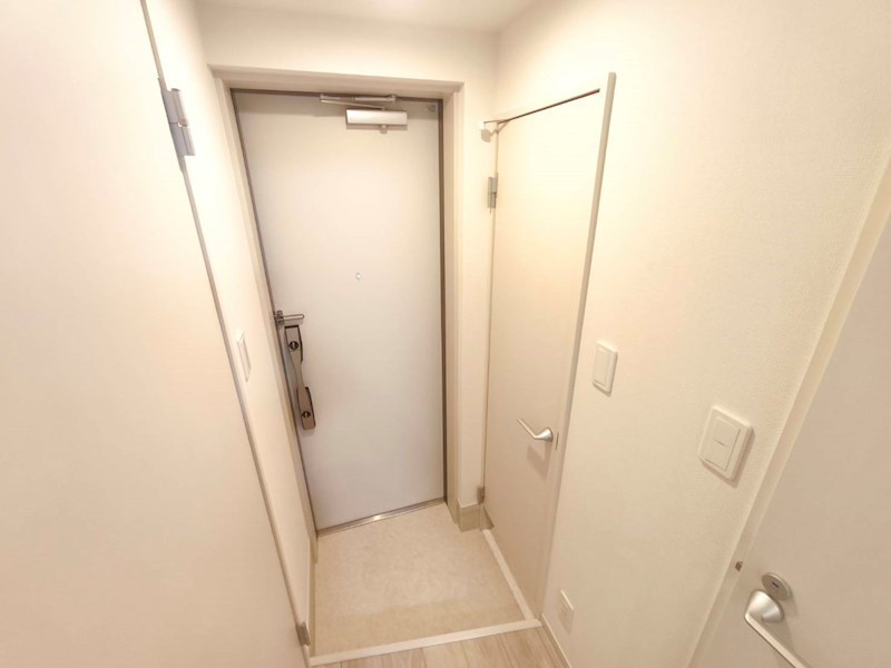 リブリ・北綾瀬 玄関