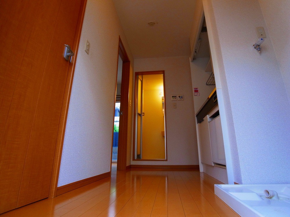 ビーポーレン中央本町  玄関