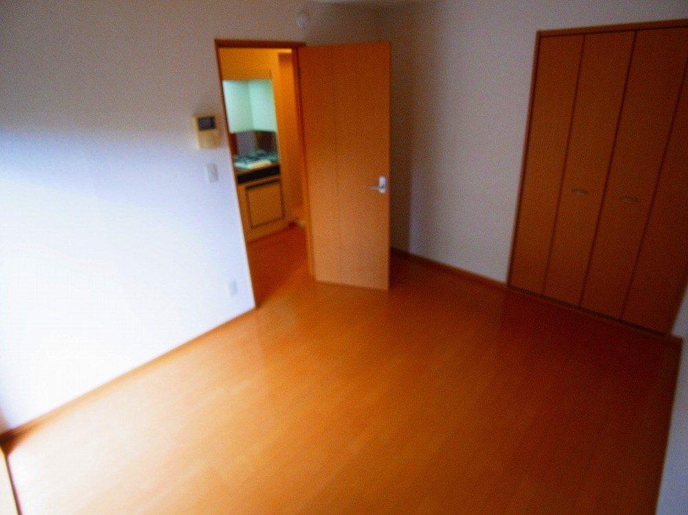 ビーポーレン中央本町  リビング