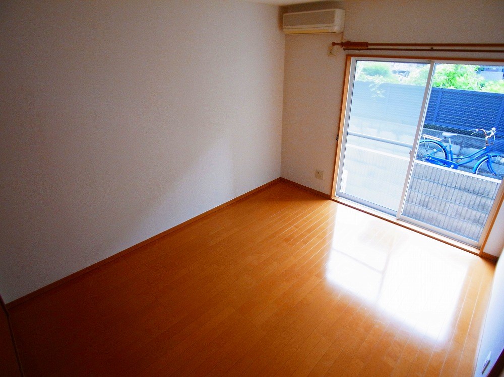 ビーポーレン中央本町  ベッドルーム