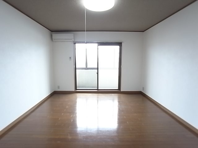 ブライトオーク リビング