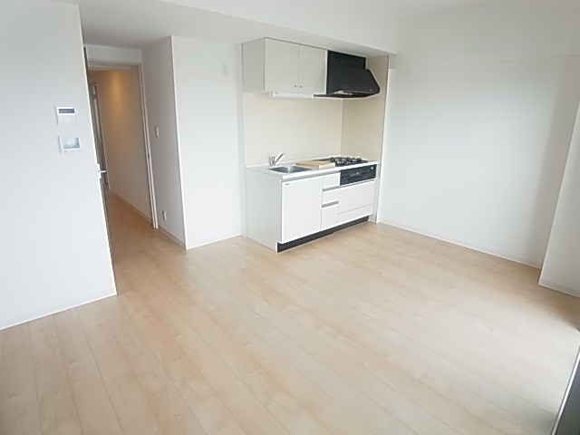 Ｗｈｉｌｅ　椿 リビング