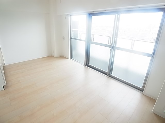 Ｗｈｉｌｅ　椿 ベッドルーム